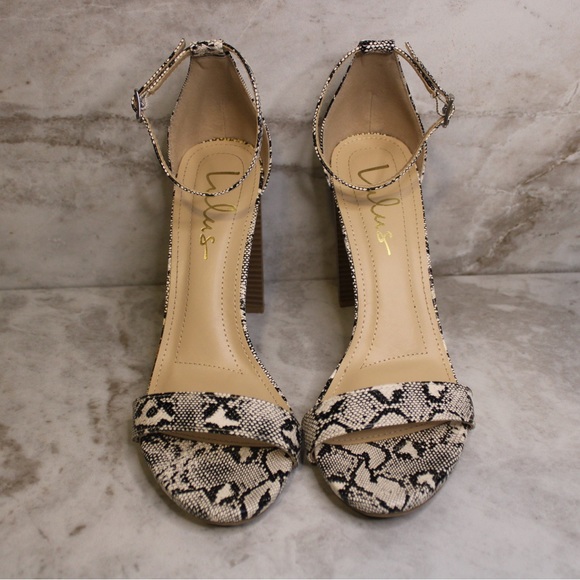 Snakeskin ankle strap heels from Lulu’s. - Picture 4 of 4